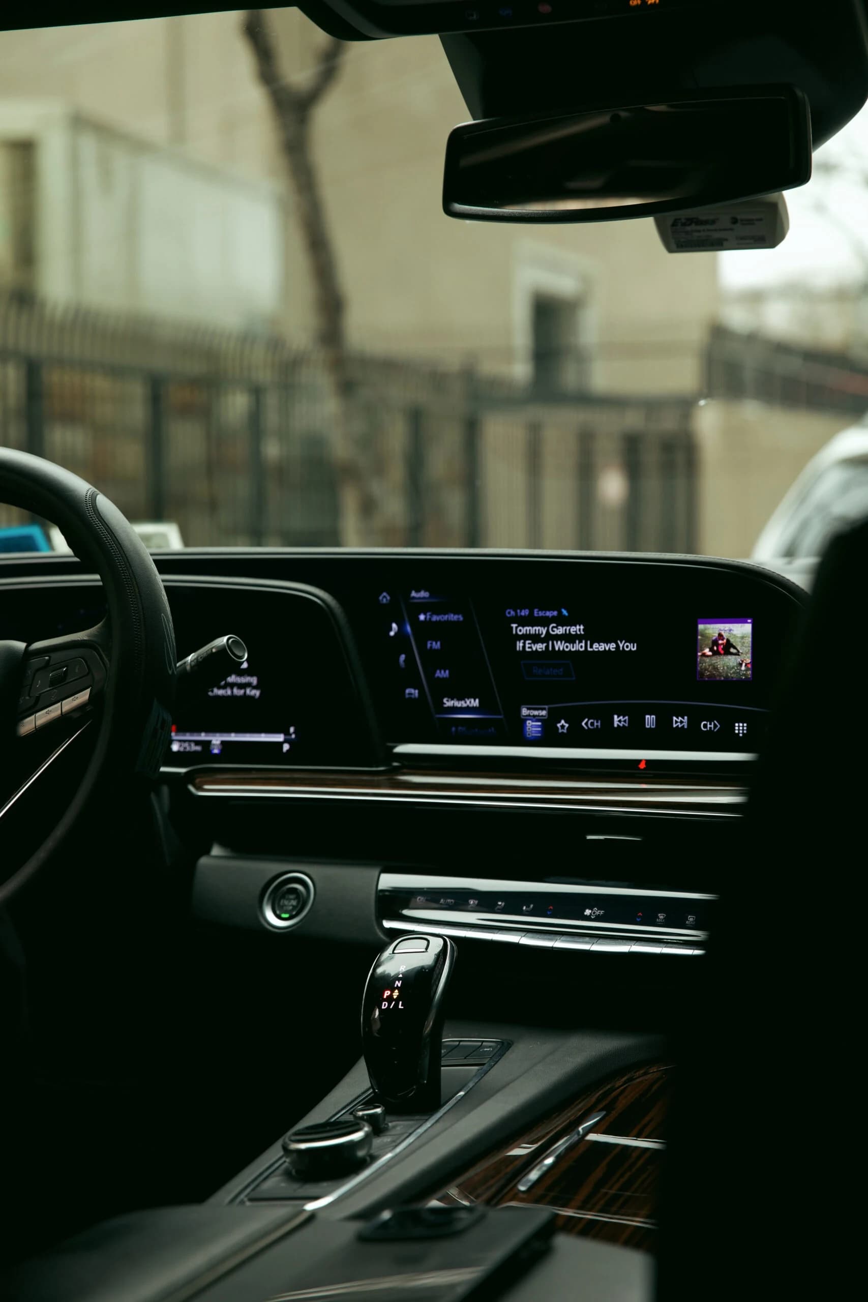 Relier on-time corporate transport